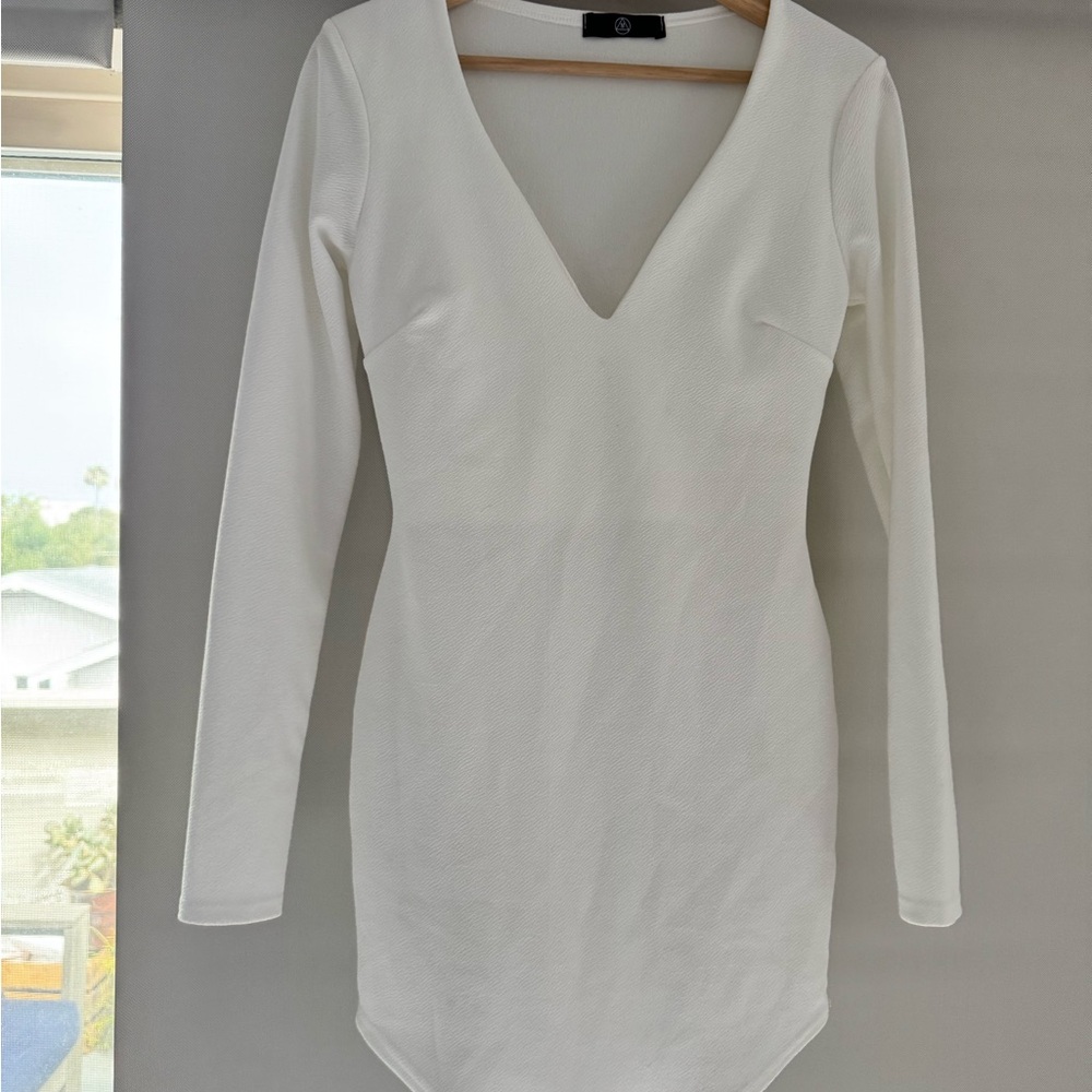 Sexy 🧚 White Long Sleeve Dress